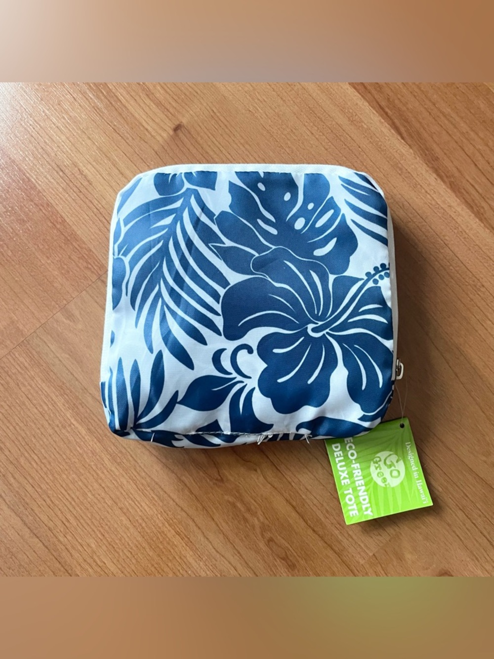 NWT Island Heritage Eco Tote - Picture 3 of 3